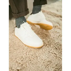 Baskets en cuir Clae Malone image-4