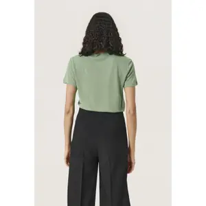 T-shirt de mulher Soaked in Luxury SLColumbine Crew-Neck image-4