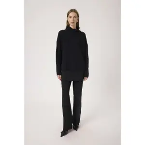 Woman sweater Soaked in Luxury SLMiya image-1