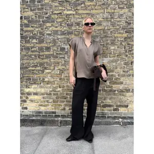 Γυναικείο T-shirt Soaked in Luxury Paris image-4