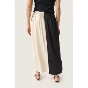 Women's skirt Soaked in Luxury SLCevina image-5