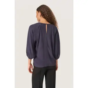Women's 3/4 blouse Soaked in Luxury Valize image-4