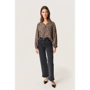Women's blouse Soaked in Luxury Naya image-2
