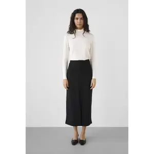 Women's skirt Soaked in Luxury Bea image-1