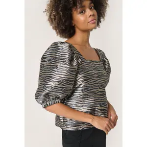 Women's blouse Soaked in Luxury Elowen image-5