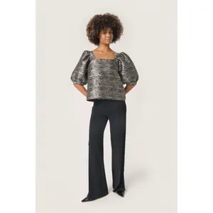 Women's blouse Soaked in Luxury Elowen image-1