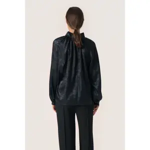 Women's blouse Soaked in Luxury Elvie image-4
