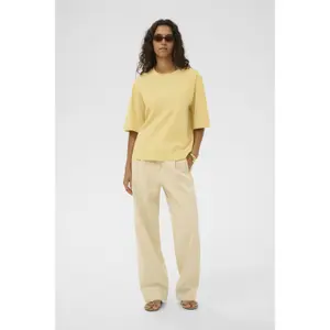 Women's T-shirt Soaked in Luxury Jina Basic image-1