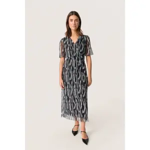 Women's dress Soaked in Luxury SLAvetta image-1