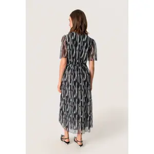 Women's dress Soaked in Luxury SLAvetta image-3