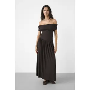 Klänning för kvinnor Soaked in Luxury Hanadi image-1