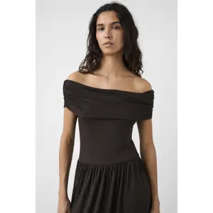 Klänning för kvinnor Soaked in Luxury Hanadi image-5