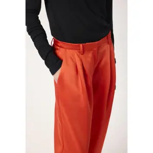 Pantaloni da donna Soaked in Luxury Liva Suiting image-5