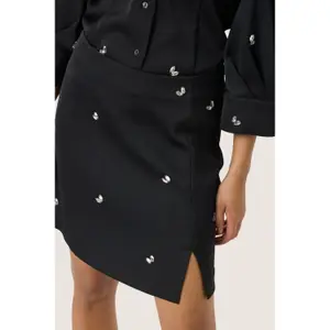 Women's skirt Soaked in Luxury Selda Chiba image-5