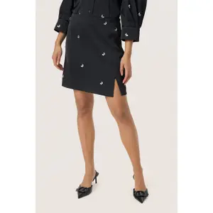Women's skirt Soaked in Luxury Selda Chiba image-2