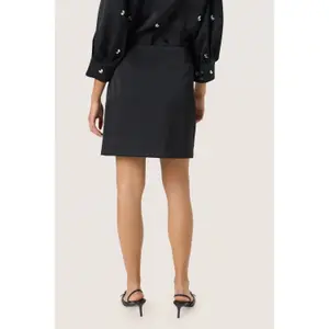 Women's skirt Soaked in Luxury Selda Chiba image-4