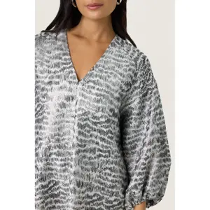Women's dress Soaked in Luxury Pricilla image-5