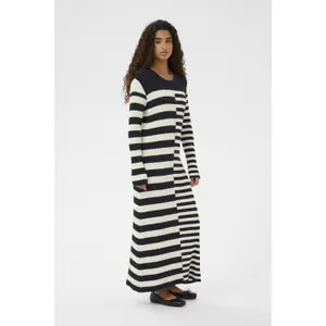 Women's dress Soaked in Luxury Zillia image-2