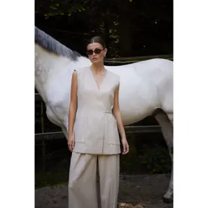 Damesgilet Soaked in Luxury Sofia image-3