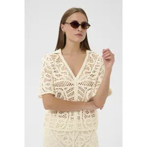 Women's blouse Soaked in Luxury Anamy image-1