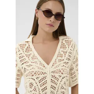 Women's blouse Soaked in Luxury Anamy image-6