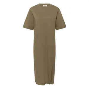Women's t-shirt dress Soaked in Luxury SLAeve image-0