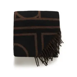 Women's scarf Soaked in Luxury Pentile Triangle image-1