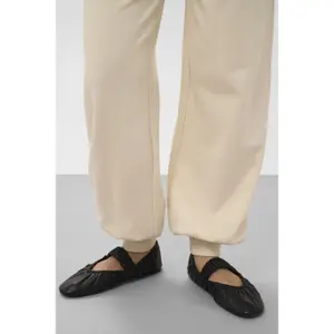 Women's joggers Soaked in Luxury Slrolanda image-5