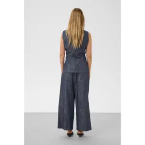 Women's Trousers Soaked in Luxury Lufira image-4