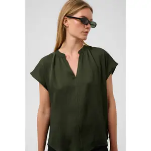 Blusa de mujer Soaked in Luxury Slparis image-2