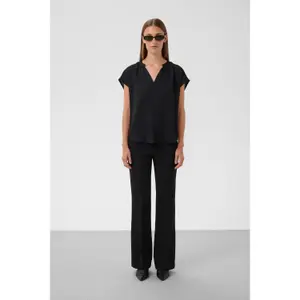 Blusa de mujer Soaked in Luxury Slparis image-3