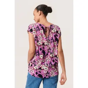 T-shirt femme Soaked in Luxury Zaya image-5