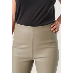 Mallas para mujer Soaked in Luxury Kaylee PU image-5