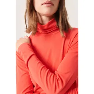 Camisola de manga comprida com gola alta para mulher Soaked in Luxury Hanadi image-5