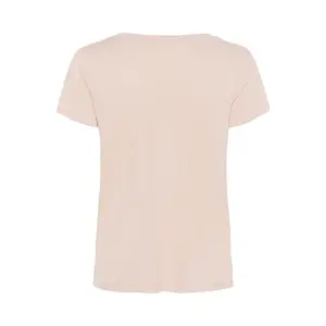 T-Shirt Soaked in Luxury Columbine image-1