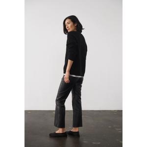 Pantaloni da donna Soaked in Luxury Kaylee PU Kickflare image-4