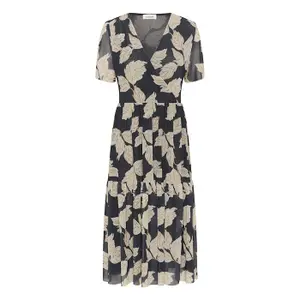 30404666-304244-robe-femme-soaked-in-luxury-aldora-navy-leaf-print