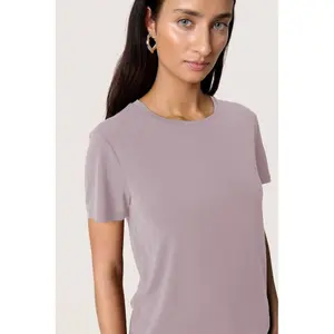 T-shirt  feminino Soaked in Luxury Columbine image-5