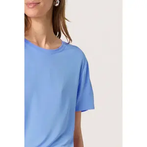 T-shirt  feminino Soaked in Luxury Columbine image-5