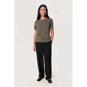 T-shirt  feminino Soaked in Luxury Columbine image-2