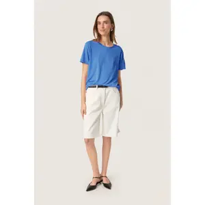 T-shirt  feminino Soaked in Luxury Columbine image-4