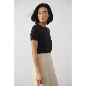 T-shirt de mulher Soaked in Luxury Columbine image-1