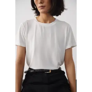 T-shirt de mulher Soaked in Luxury Columbine image-1