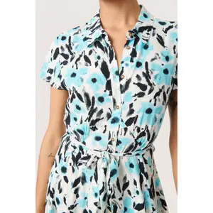 Vestuário feminino Soaked in Luxury Arjana Boho Campaign image-6