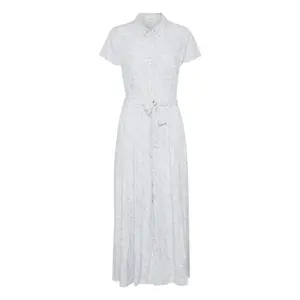 Vestuário feminino Soaked in Luxury Arjana Boho Campaign image-0