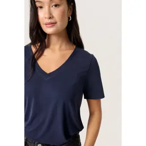 Women's T-shirt Soaked in Luxury Columbine image-5