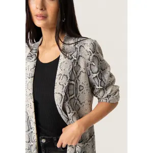 Women's blazer Soaked in Luxury Shirley image-5