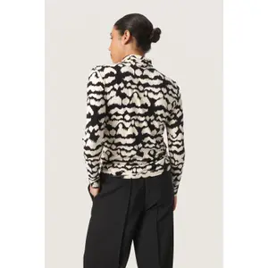 Jersey de cuello alto para mujer Soaked in Luxury Hanadi image-4