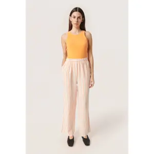 Tampo do tanque feminino Soaked in Luxury Simone image-4