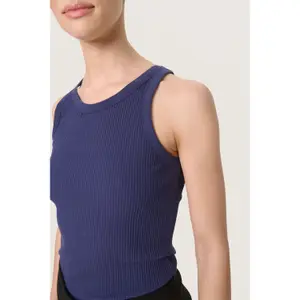 Tampo do tanque feminino Soaked in Luxury Simone image-5
